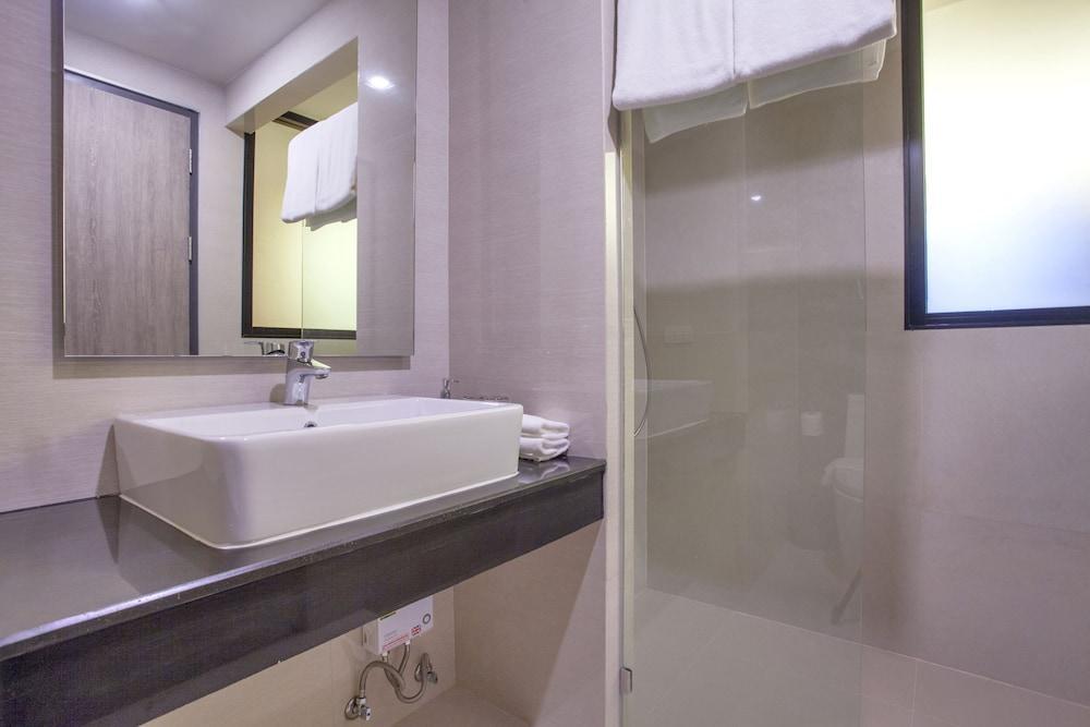 The Zense Boutique Hotel Phitsanulok Exterior foto